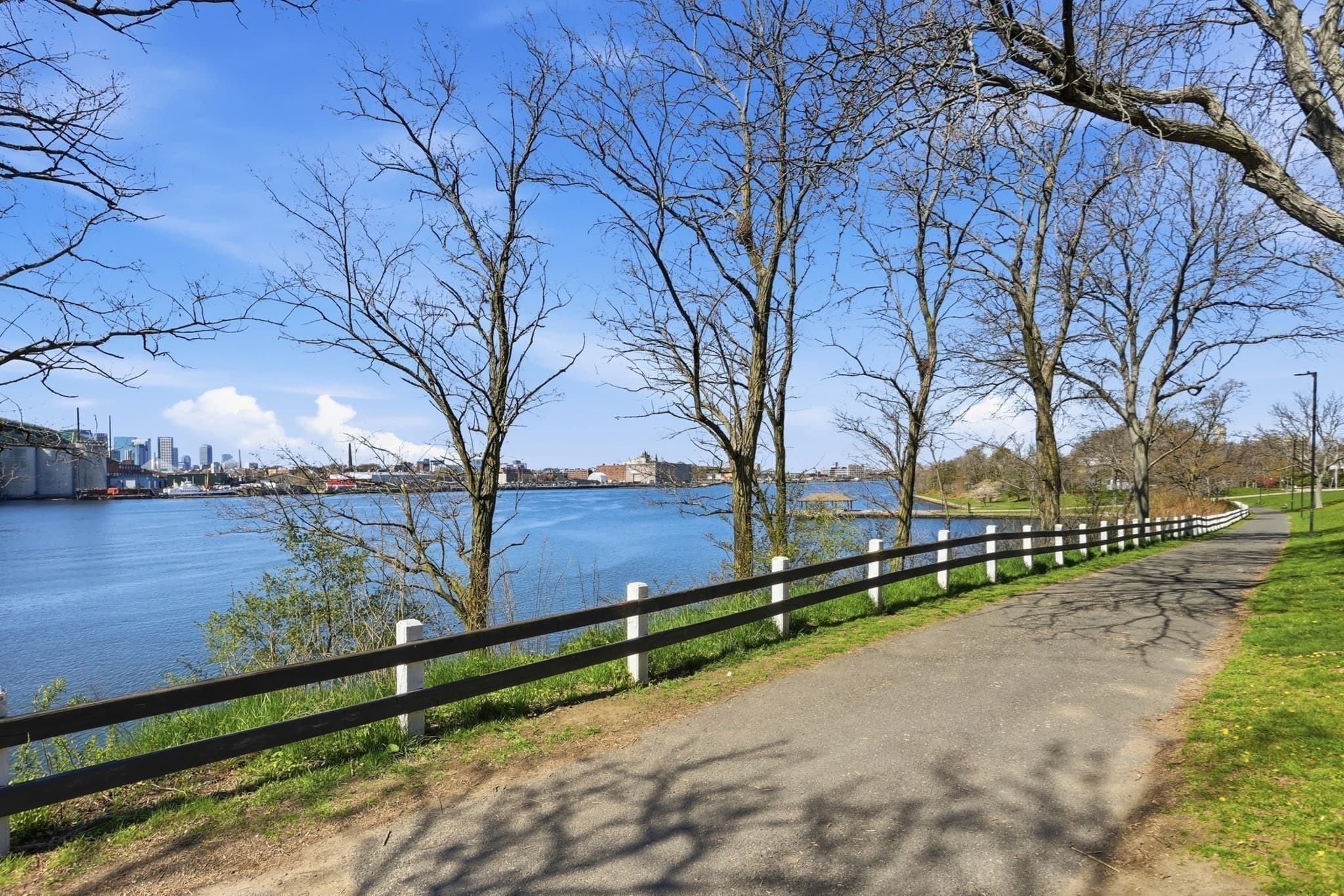 Condominium at 18 Breakwater Drive # 18, Chelsea MA 02150, Chelsea, photo 36 of 42