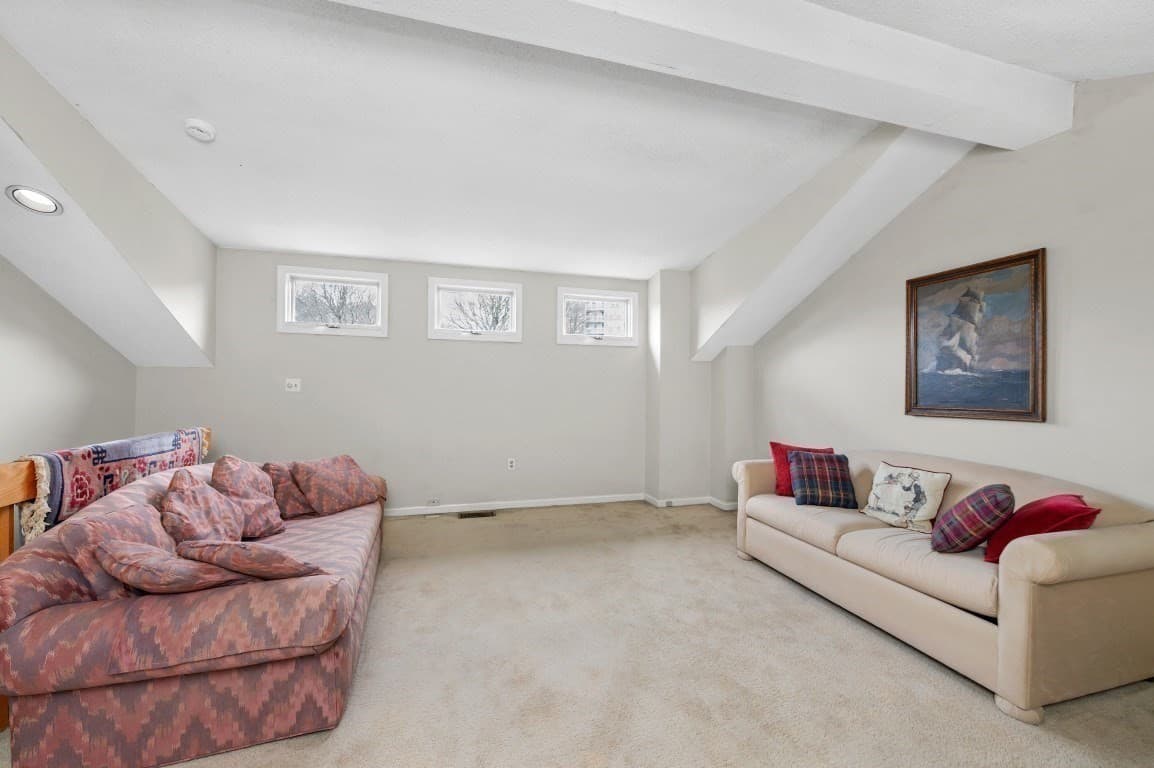 Condominium at 18 Breakwater Drive # 18, Chelsea MA 02150, Chelsea, photo 21 of 42