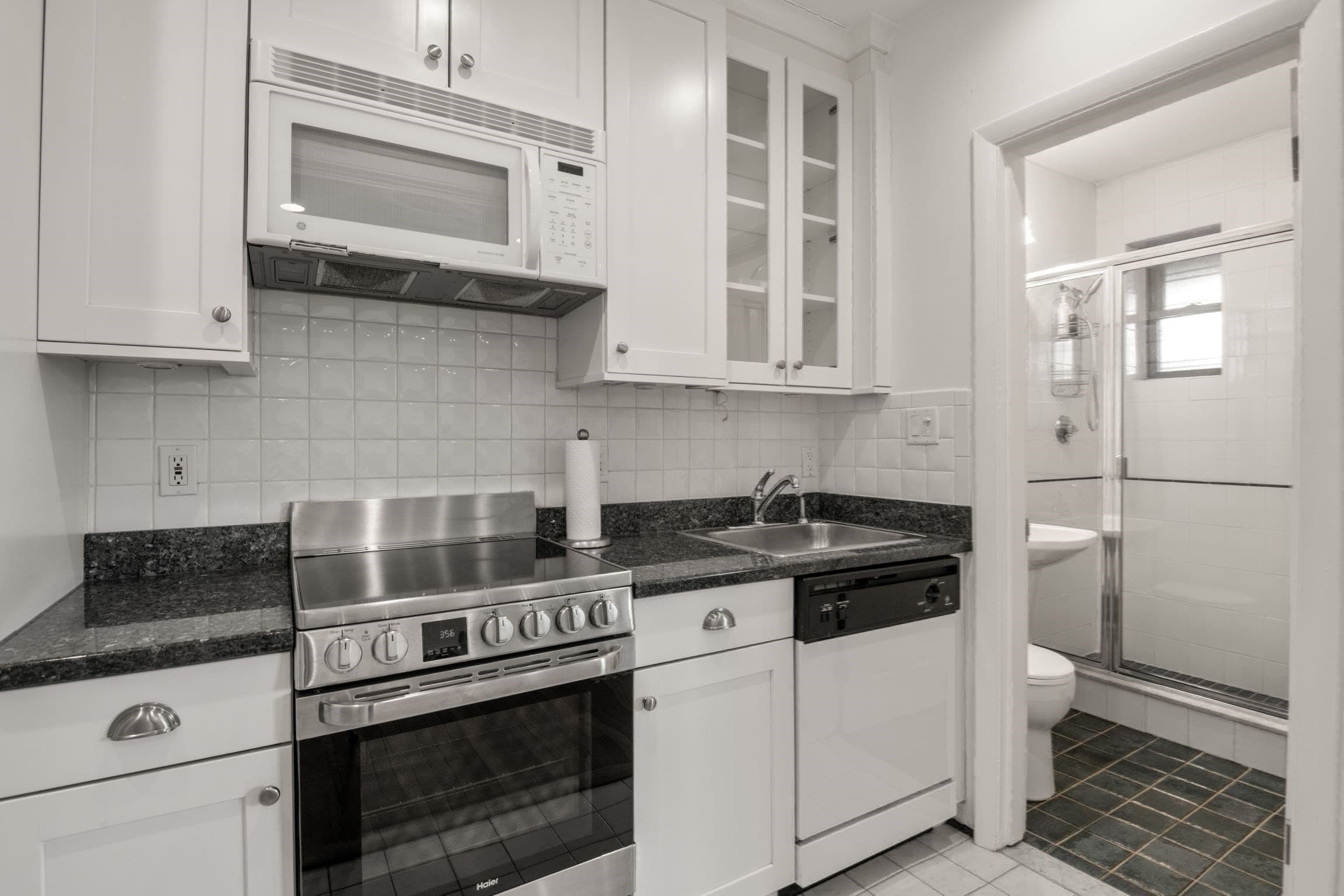 Condominium at 236 Beacon St # 1E, Boston MA 02116, photo 17 of 33