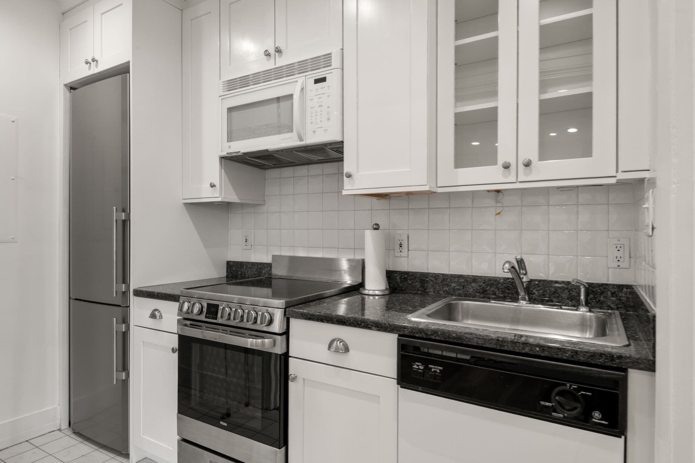 Condominium at 236 Beacon St # 1E, Boston MA 02116, photo 18 of 33