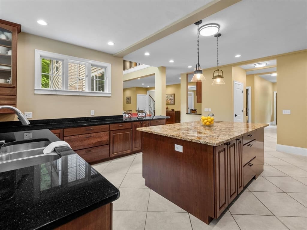 12 Breton Road, Upton MA 01568 photo 9