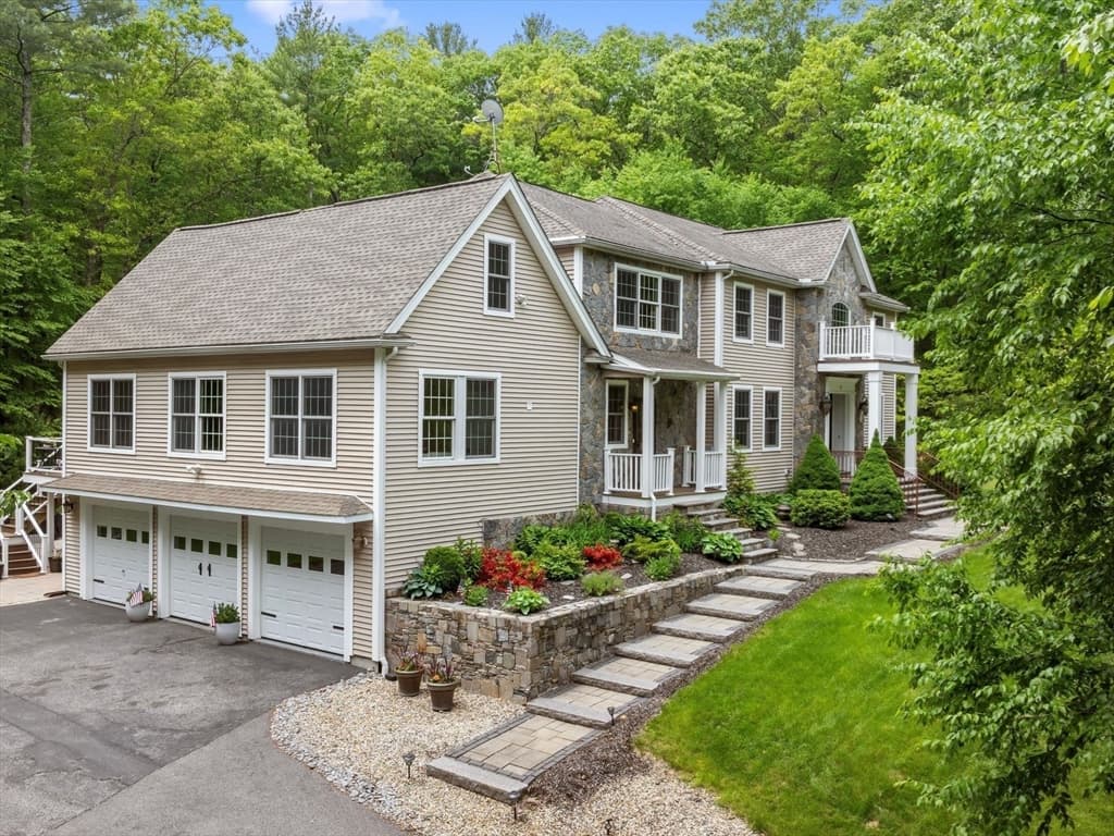 12 Breton Road, Upton MA 01568 photo 4