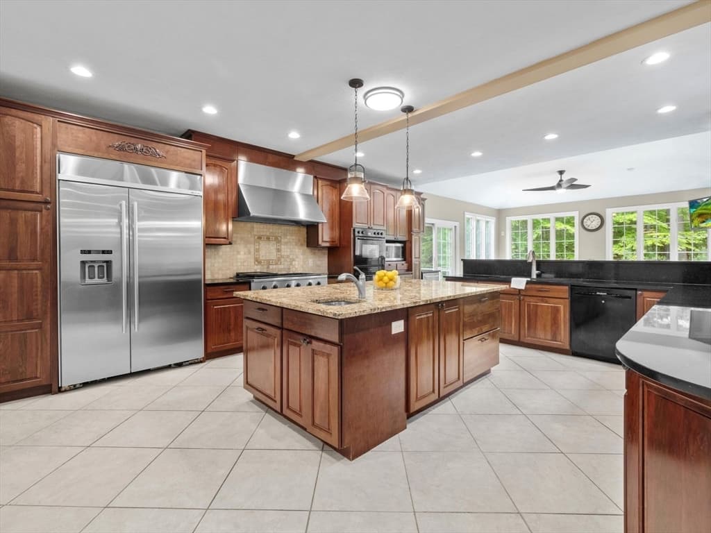 12 Breton Road, Upton MA 01568 photo 8