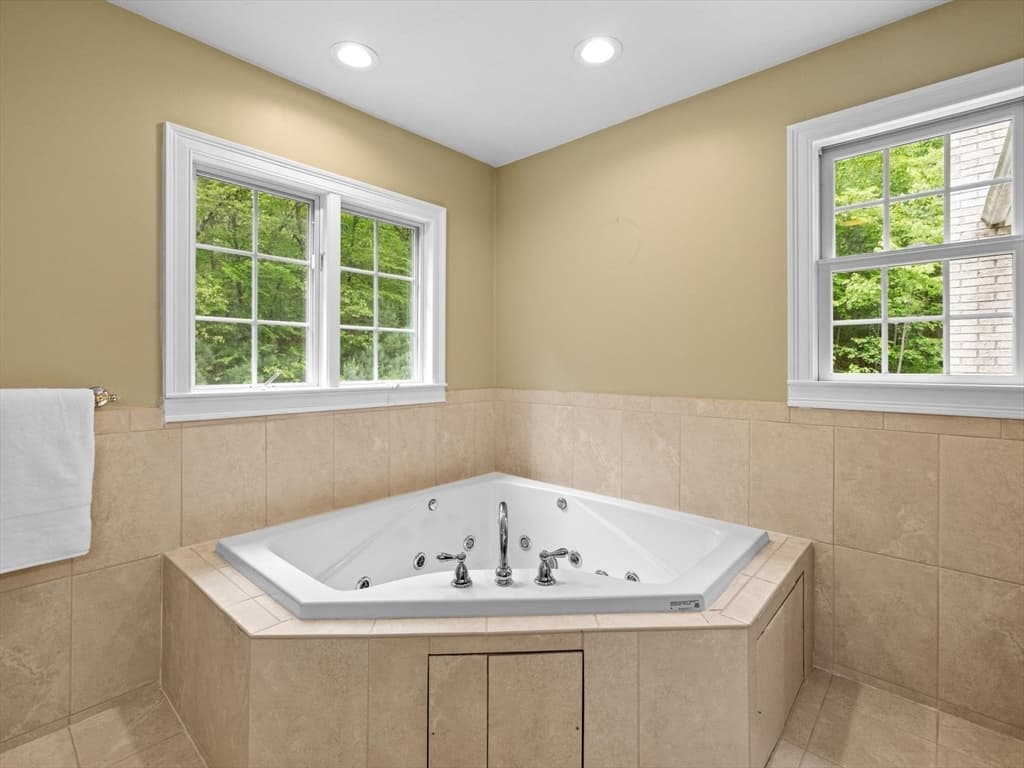 12 Breton Road, Upton MA 01568 photo 25