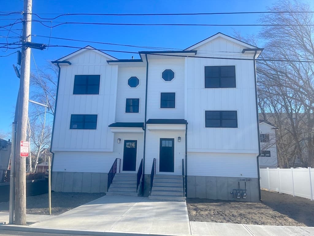 Condominium at 84 Arcadia # 2, Revere MA 02151, Revere, photo 2 of 33