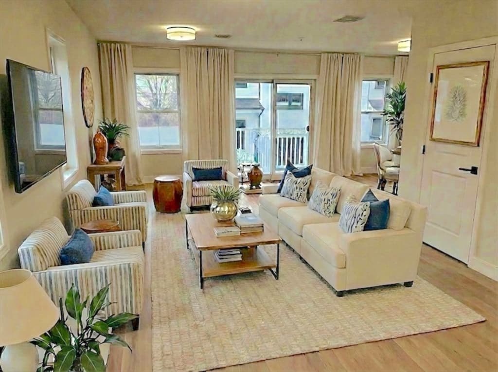 Condominium at 84 Arcadia # 2, Revere MA 02151, Revere, photo 5 of 33