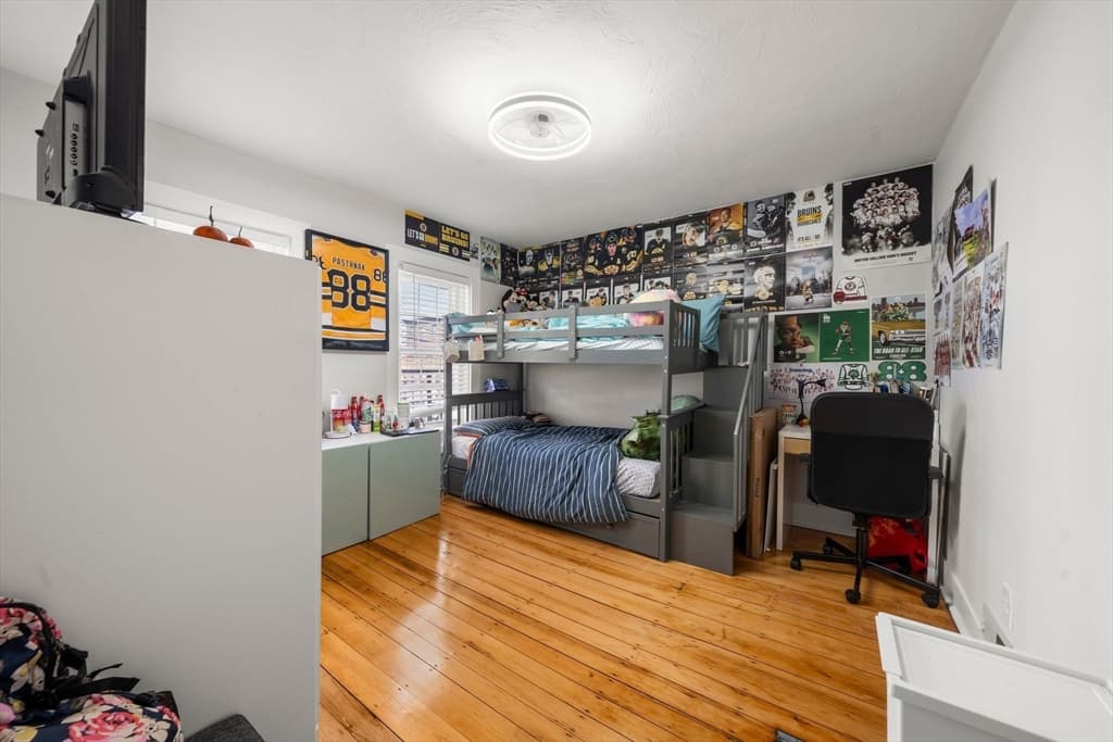 Single Family Residence at 110 D St, Boston MA 02127, Boston, photo 21 of 33
