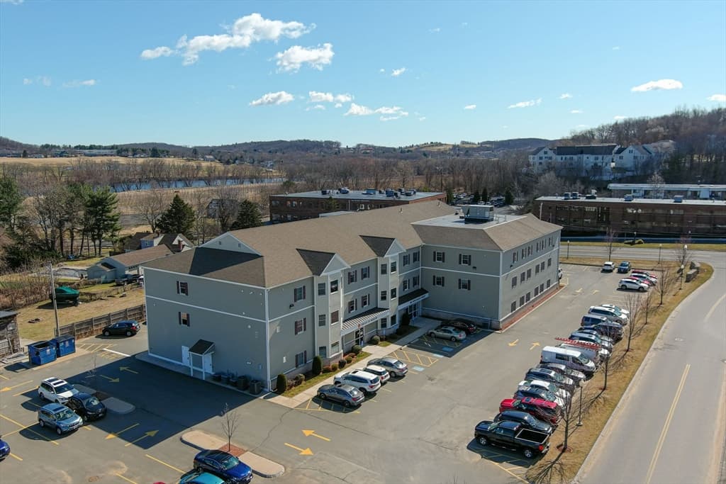 386 Merrimack St # 2C, Methuen MA 01844