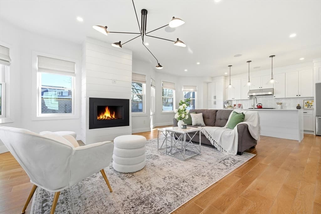 Condominium at 28 Cherry St # 28, Medford MA 02155, photo 9 of 29
