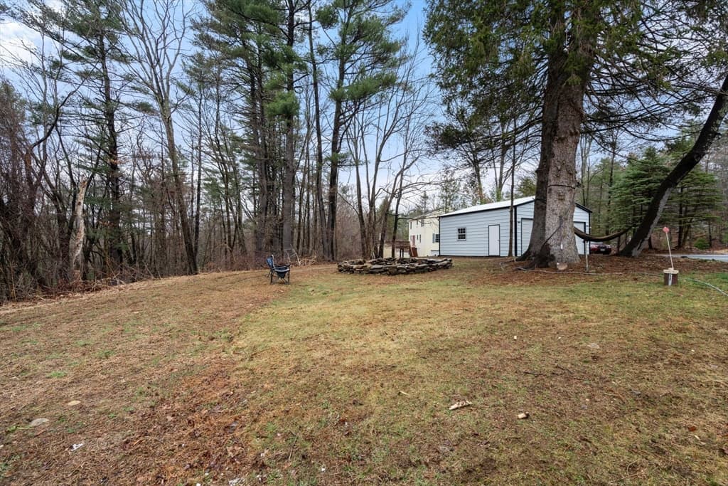 61 E Brimfield Rd, Holland MA 01521 photo 27