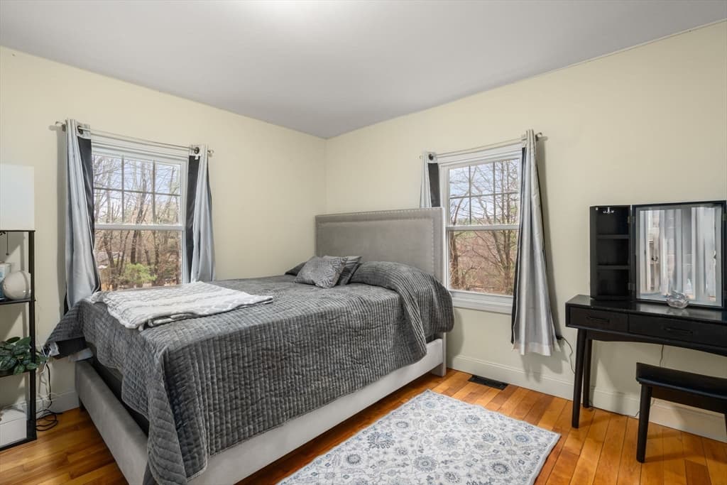 61 E Brimfield Rd, Holland MA 01521 photo 12