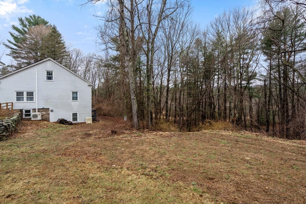 61 E Brimfield Rd, Holland MA 01521 photo 26