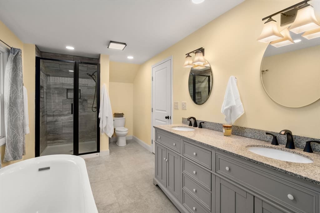 61 E Brimfield Rd, Holland MA 01521 photo 20