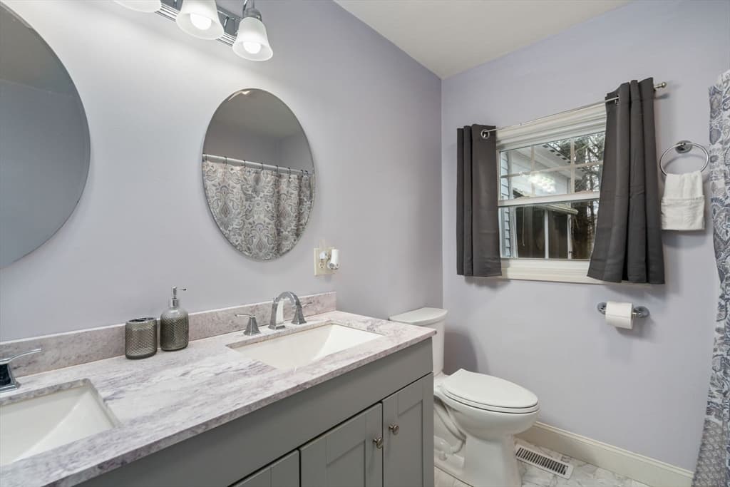 61 E Brimfield Rd, Holland MA 01521 photo 11