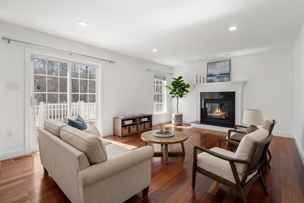 Condominium at 22 Westview Rd # 22, Natick MA 01760, Natick, photo 3 of 27