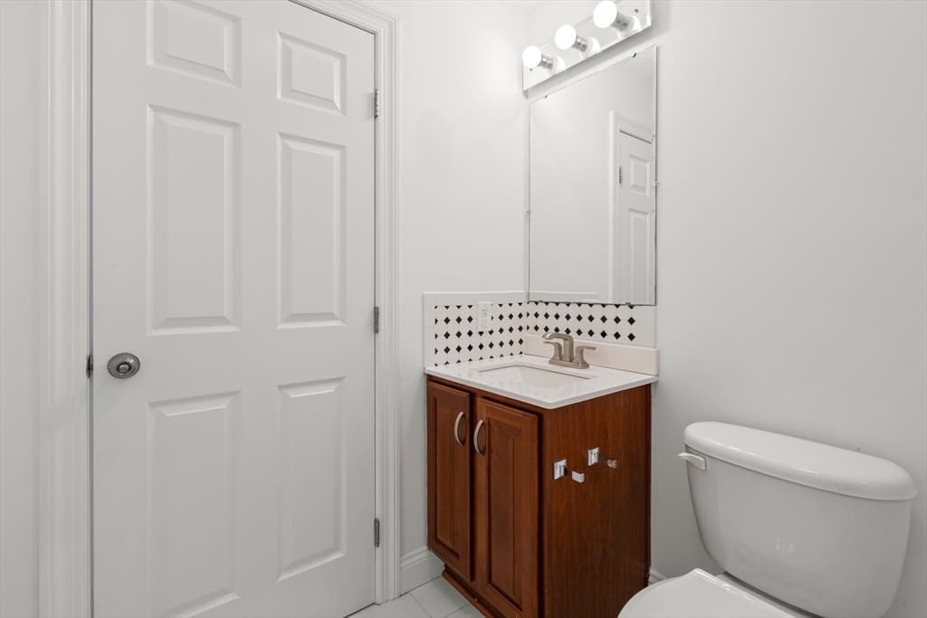 Condominium at 22 Westview Rd # 22, Natick MA 01760, Natick, photo 11 of 27