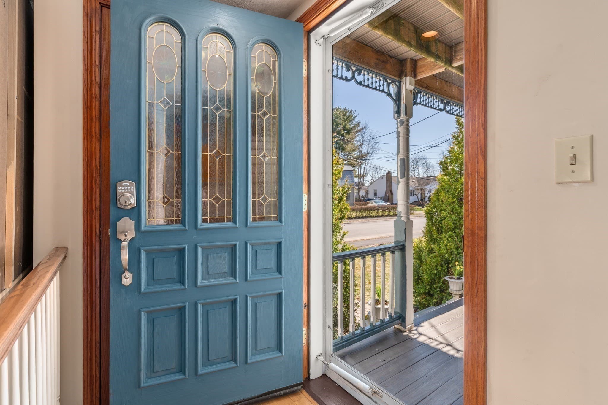 Single Family Residence at 113 Temple Rd, Waltham MA 02452, photo 8 of 35