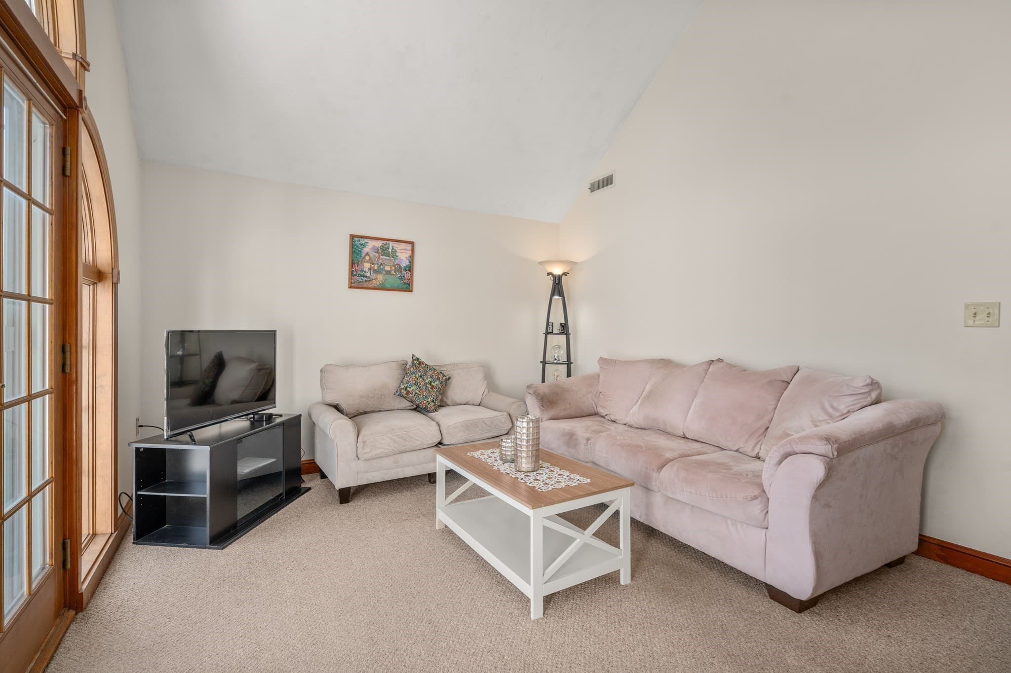 Single Family Residence at 113 Temple Rd, Waltham MA 02452, photo 21 of 35