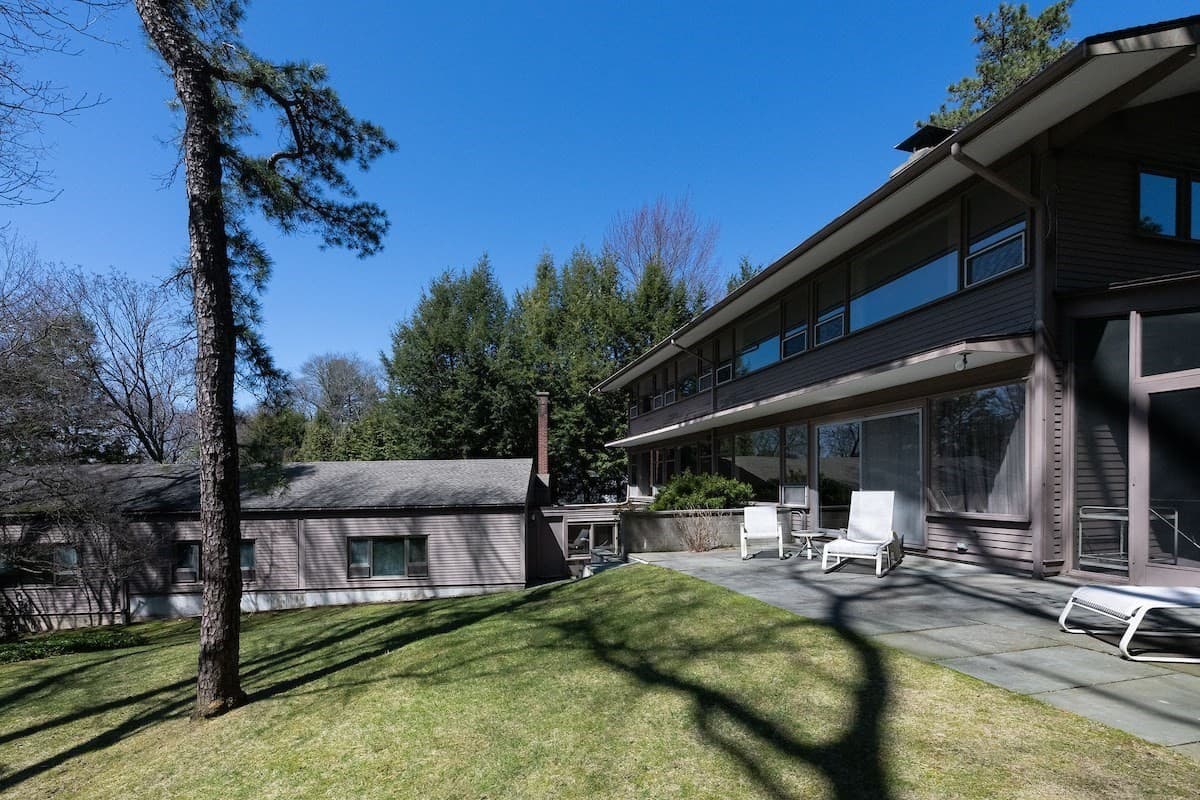 24 Barberry Rd, Lexington MA 02421