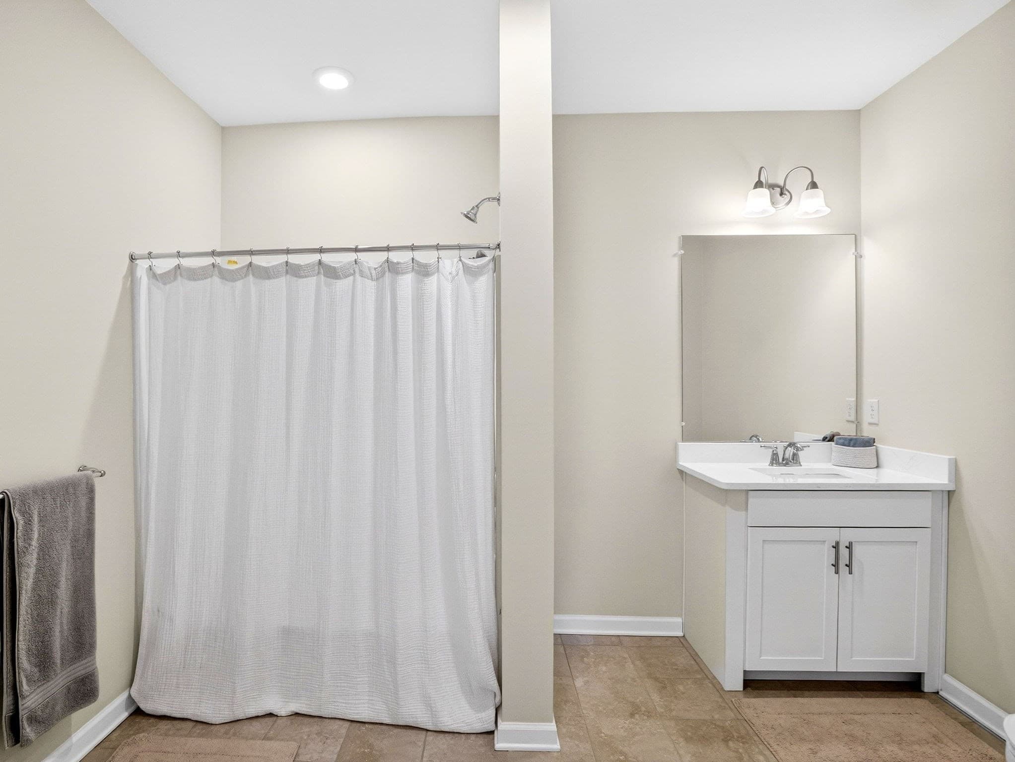Condominium at 4 Peters Farm Way # 206, Westborough MA 01581, photo 15 of 37