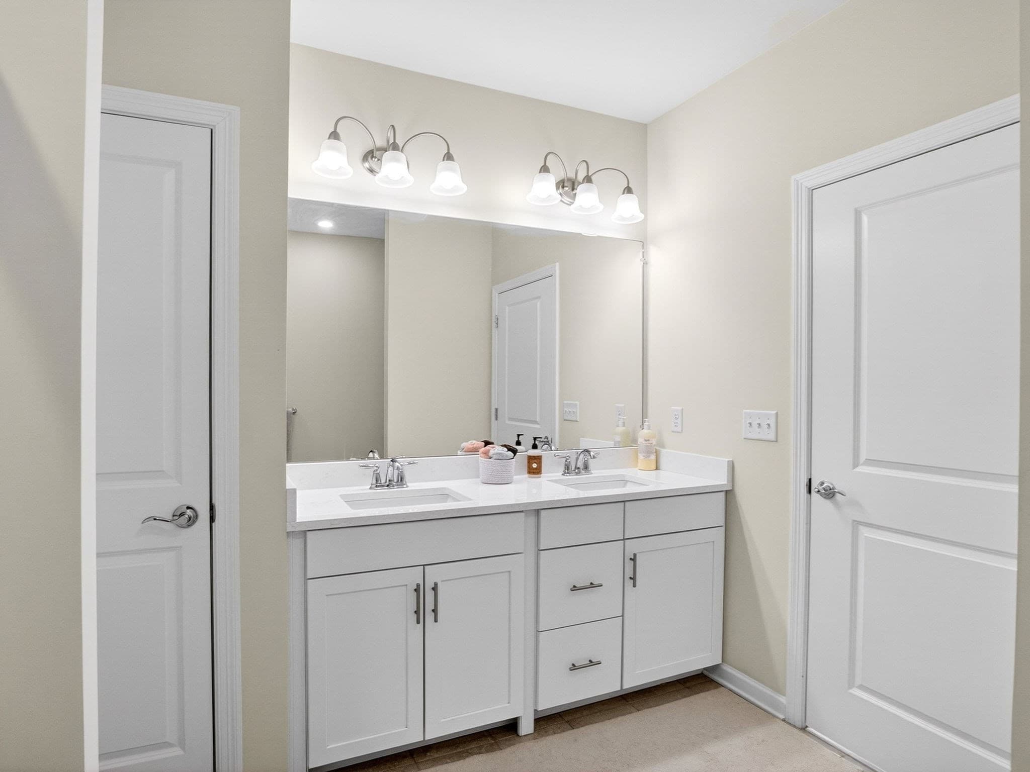 Condominium at 4 Peters Farm Way # 206, Westborough MA 01581, photo 19 of 37