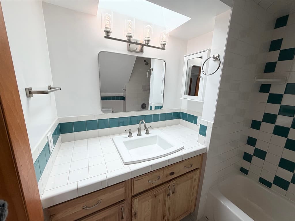 Single Family Residence at 216 Crest Ave, Revere MA 02151, photo 8 of 24