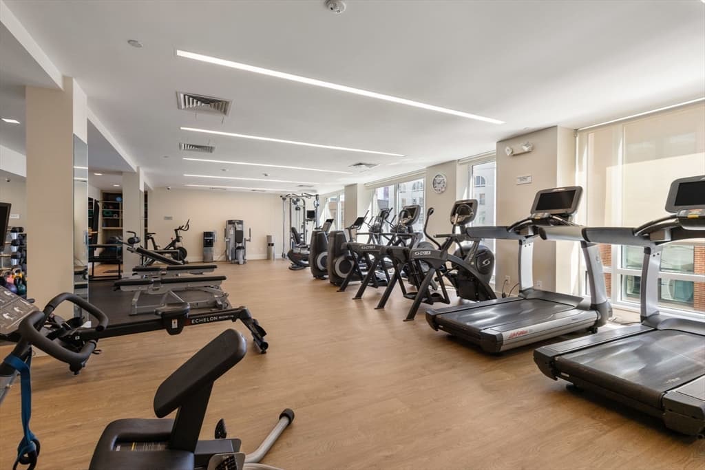 Condominium at 400 Stuart # 18C, Boston MA 02116, photo 20 of 24