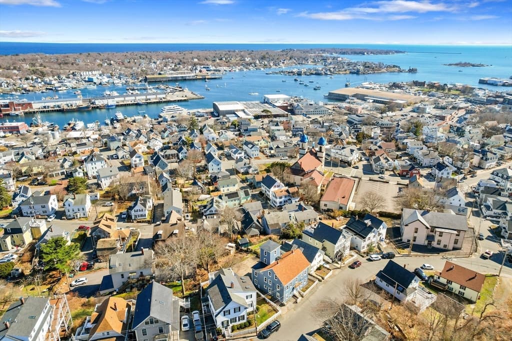 5+ Family - 5+ Units Up/Down at 23 Mount Vernon St, Gloucester MA 01930, Gloucester, photo 41 of 42