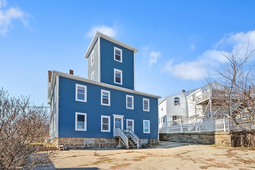 5+ Family - 5+ Units Up/Down at 23 Mount Vernon St, Gloucester MA 01930, Gloucester, photo 37 of 42