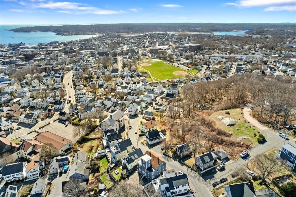 5+ Family - 5+ Units Up/Down at 23 Mount Vernon St, Gloucester MA 01930, Gloucester, photo 40 of 42