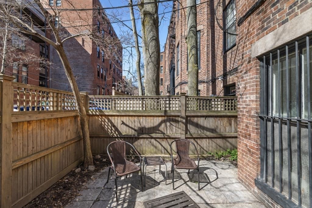 Condominium at 234 Marlborough St # 1, Boston MA 02116, photo 16 of 19