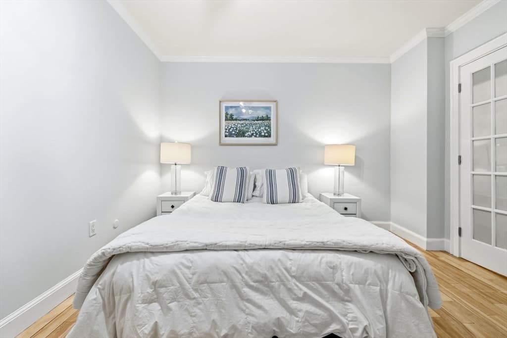 Condominium at 234 Marlborough St # 1, Boston MA 02116, photo 10 of 19