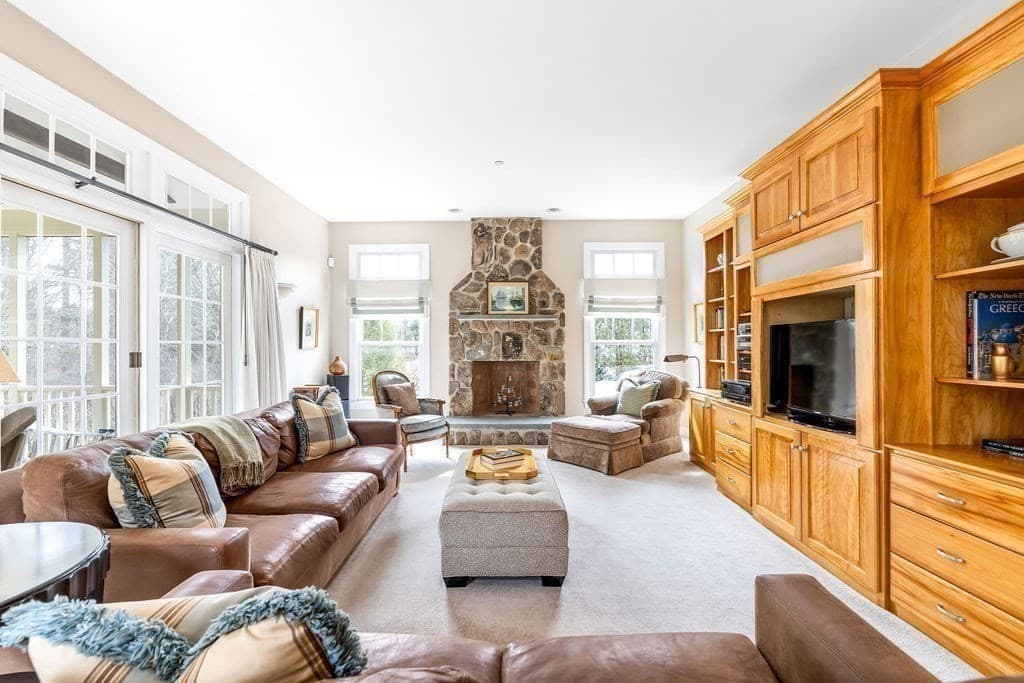 Single Family Residence at 42 Ironworks Rd, Sudbury MA 01776, photo 11 of 42