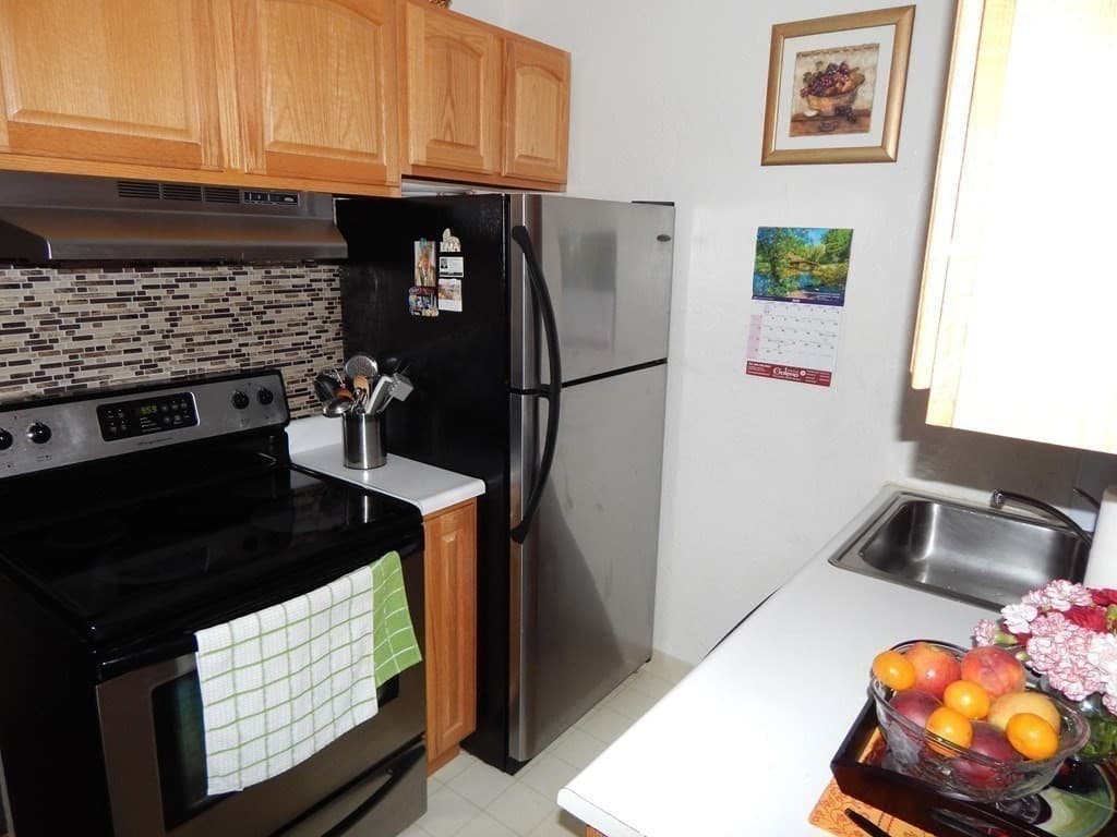Condominium at 17 Federal St # 506F, Worcester MA 01608, photo 9 of 18
