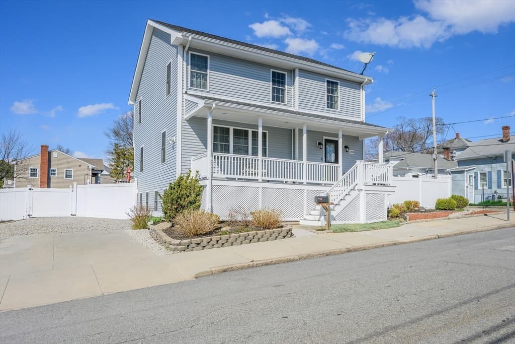 Single Family Residence at 138 Sprague St, Fall River MA 02724, photo 2 of 34
