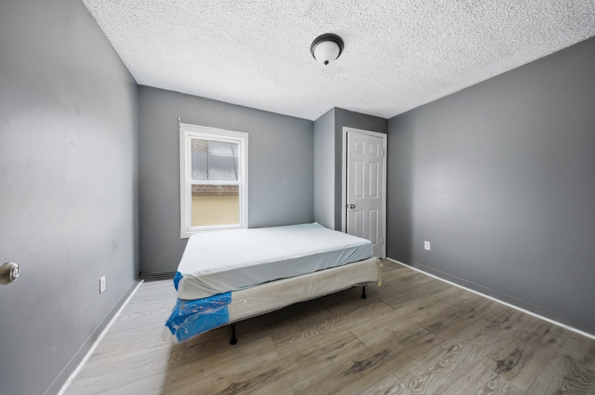 Single Family Residence at 70 Pleasant St, Lowell MA 01852, Lowell, photo 12 of 14