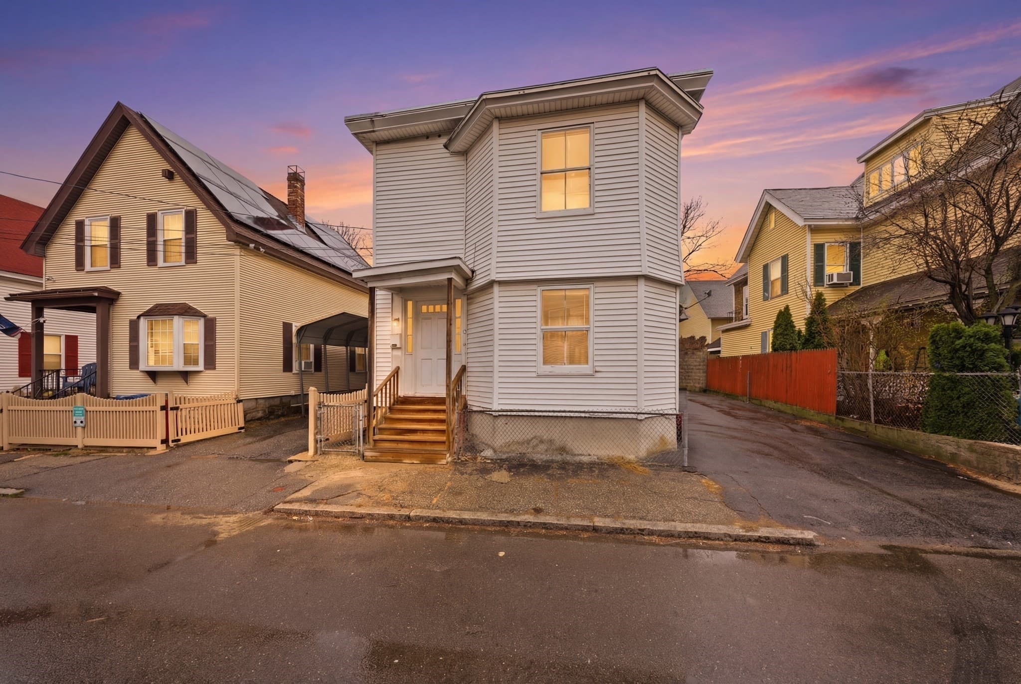 70 Pleasant St, Lowell MA 01852