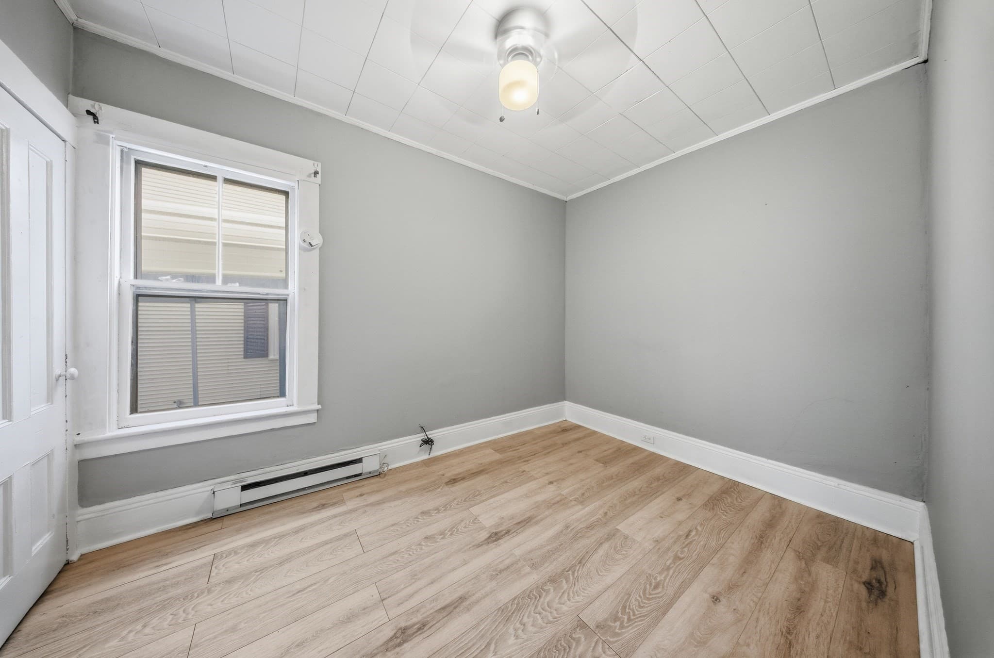 Single Family Residence at 70 Pleasant St, Lowell MA 01852, Lowell, photo 5 of 14