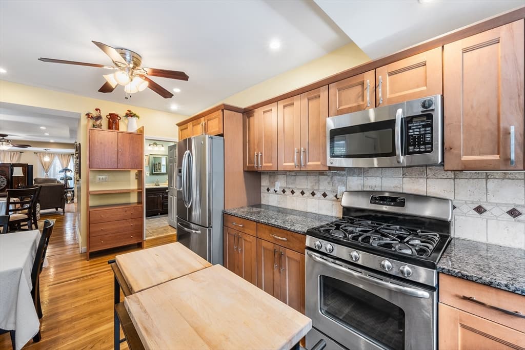 Single Family Residence at 55 Trull St, Somerville MA 02143, photo 2 of 21