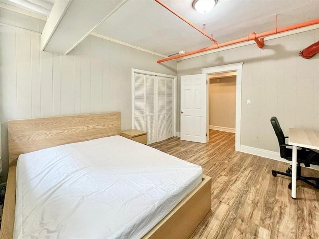 Condominium at 370 Chestnut Hill Ave # B, Boston MA 02135, photo 11 of 14