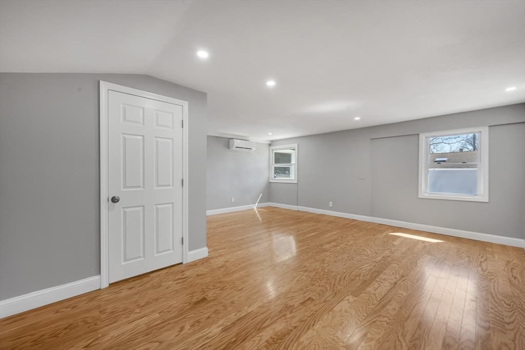 Single Family Residence at 109 Hastings St, Framingham MA 01701, photo 24 of 32