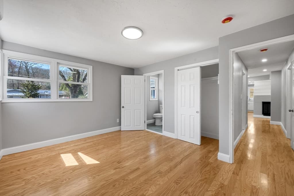 Single Family Residence at 109 Hastings St, Framingham MA 01701, photo 30 of 32