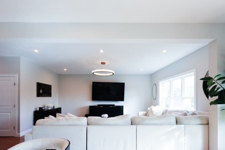 Single Family Residence at 31 Lilac Ave, Bellingham MA 02019, Bellingham, photo 10 of 42