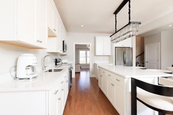 Single Family Residence at 31 Lilac Ave, Bellingham MA 02019, Bellingham, photo 4 of 42