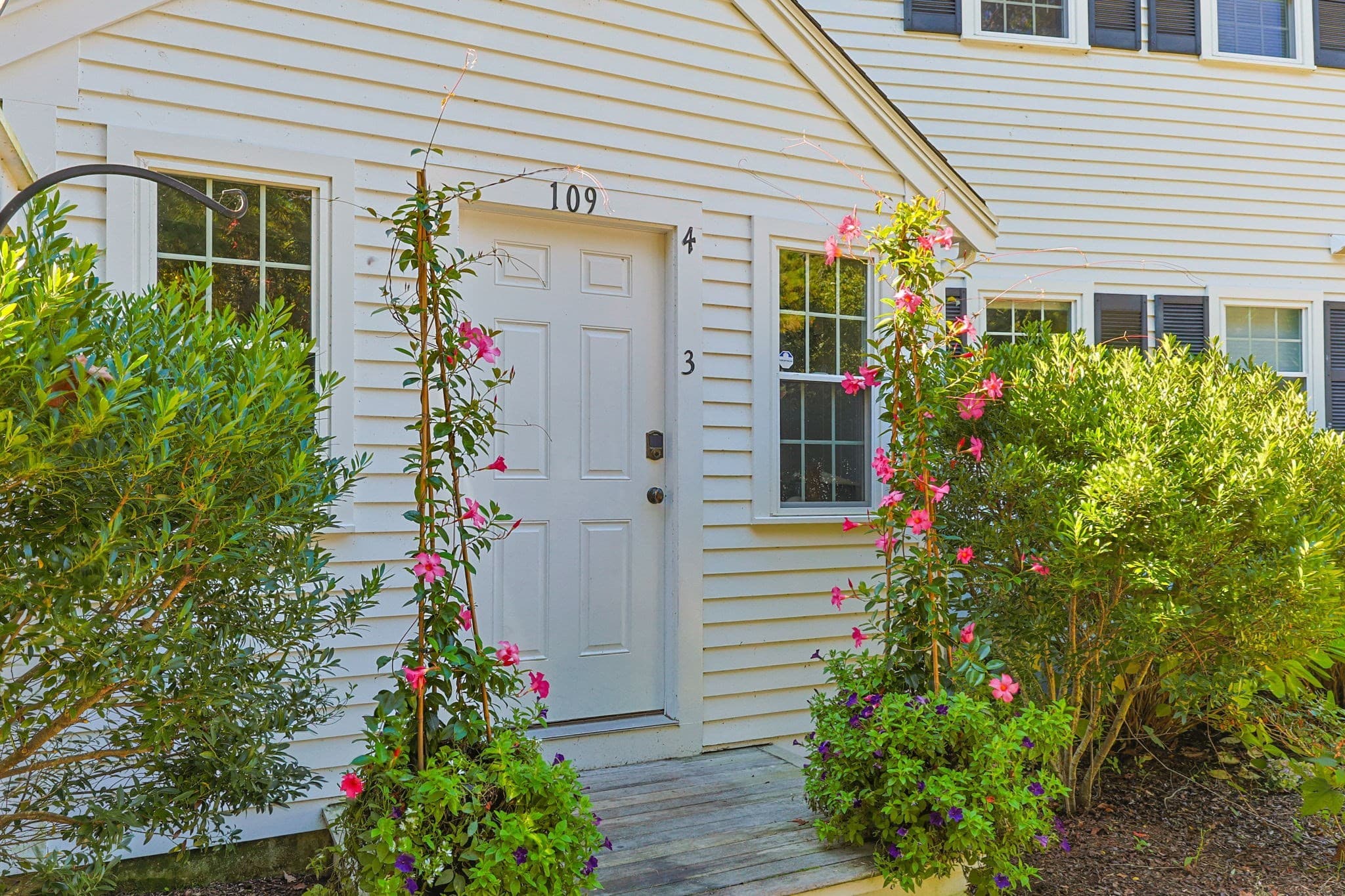 Condominium at 109 Misty Meadow Ln # 4, Chatham MA 02650, Chatham, photo 2 of 28