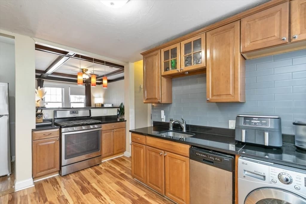 Condominium at 1742 Commonwealth Ave # 2, Boston MA 02135, photo 7 of 29