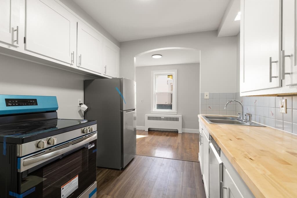 31 Chestnut St # 5, Worcester MA 01609 photo 8