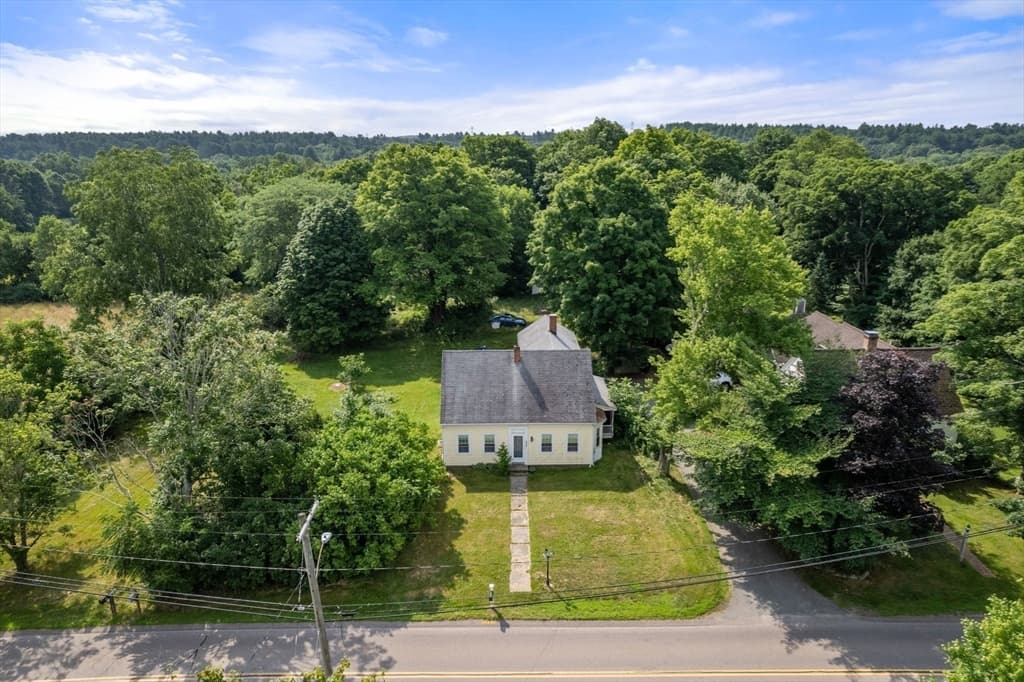 234-236-0 Pleasant Street, Millis MA 02054