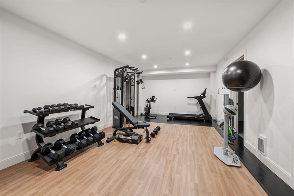 Condominium at 9 Sydney, Boston MA 02125, Boston, photo 23 of 25