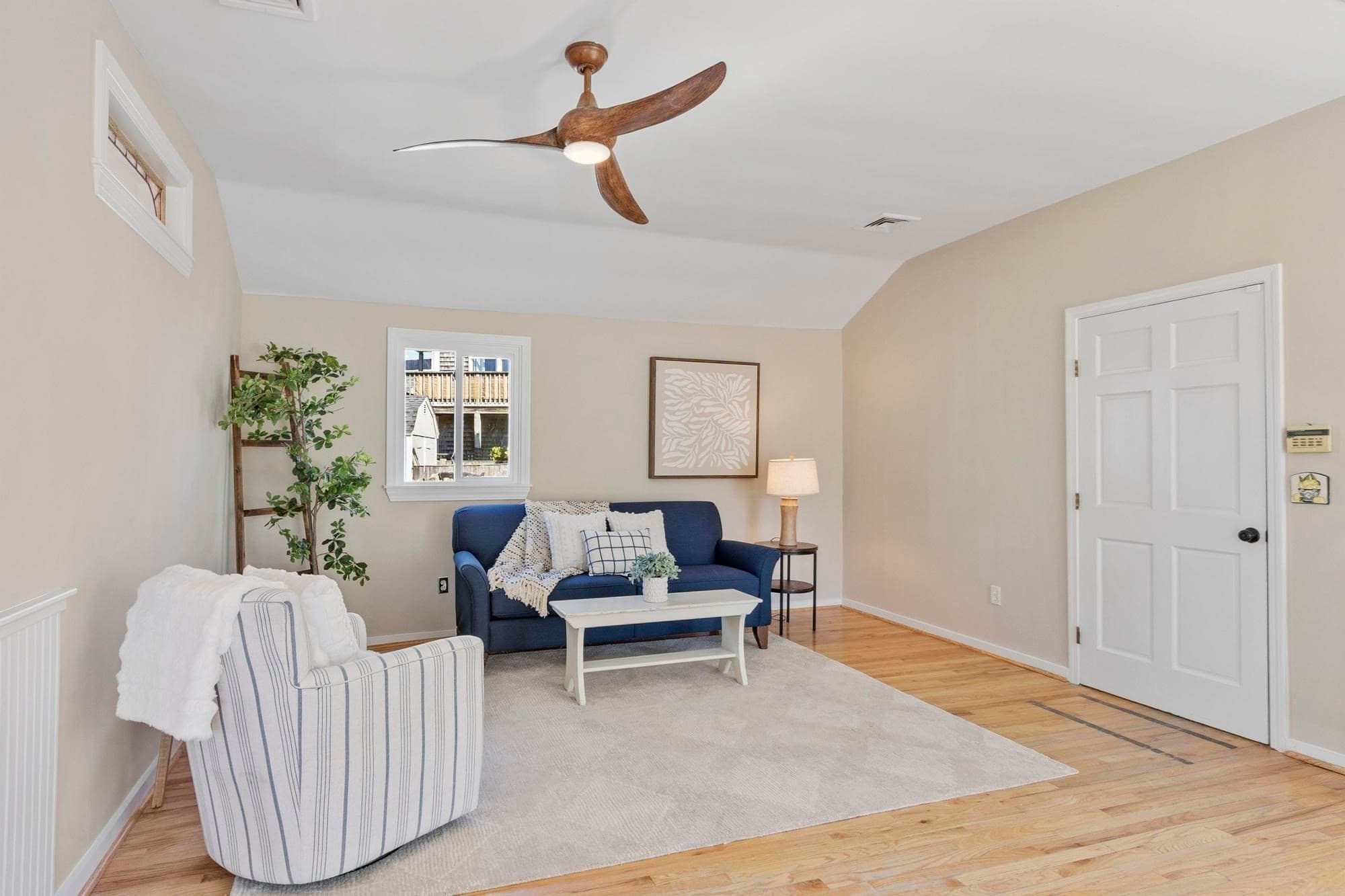 Single Family Residence at 270 Northern Blvd, Newburyport MA 01950, photo 9 of 40